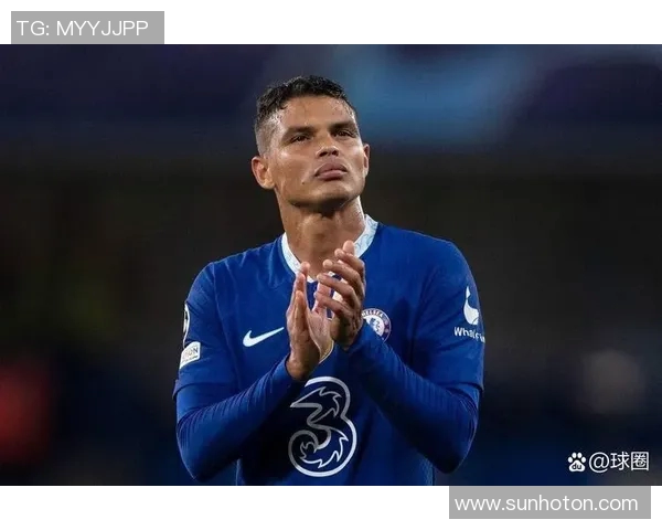 足球明星退役后帅气风采高清图片合集展现他们的魅力与风范