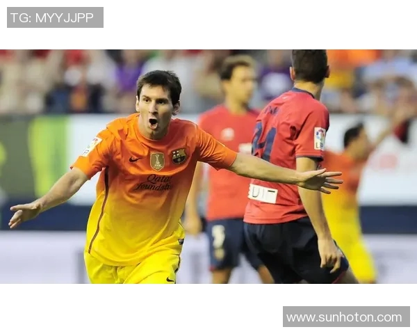 足球明星璀璨瞬间高清照片展现球场魅力与风采