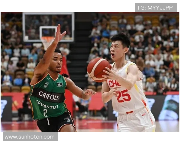 男篮热身赛精彩对决土耳其队全力以赴展现实力与团队合作